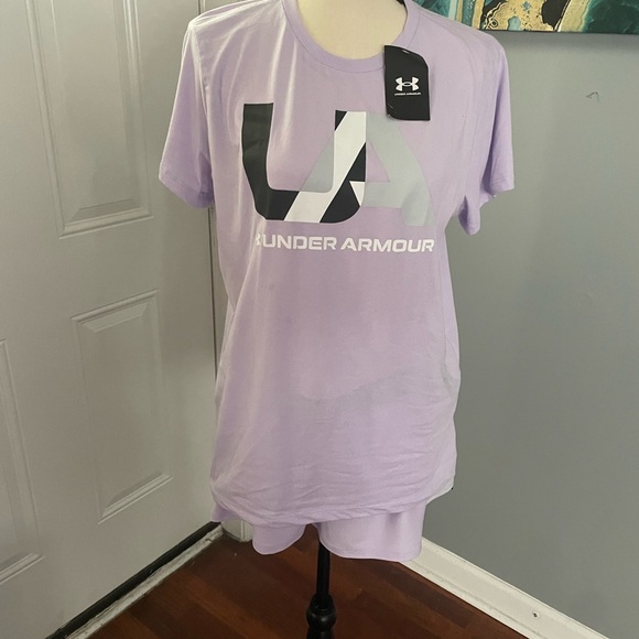 NWT Under Amor sports outfit T shirt/Shorts lavender Size Large - Picture 7 of 9
